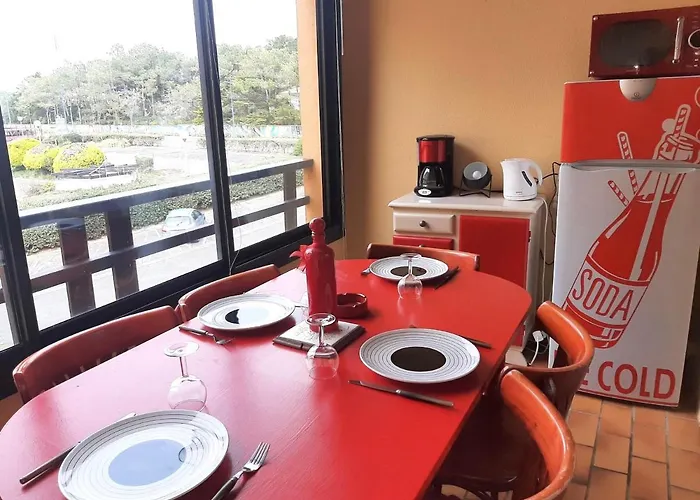 4 Couchages A Avec Piscine, Tennis Et A Pied - Fr-1-239-867 קפברטון