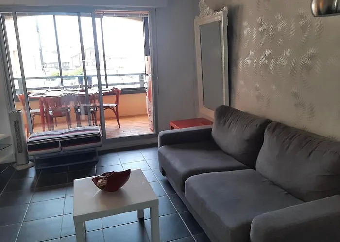 4 Couchages A Avec Piscine, Tennis Et A Pied - Fr-1-239-867 דירה קפברטון